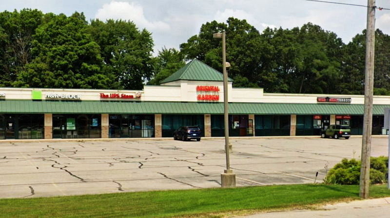 Hollywood Video - North Muskegon - 1887 Holton Rd (newer photo)